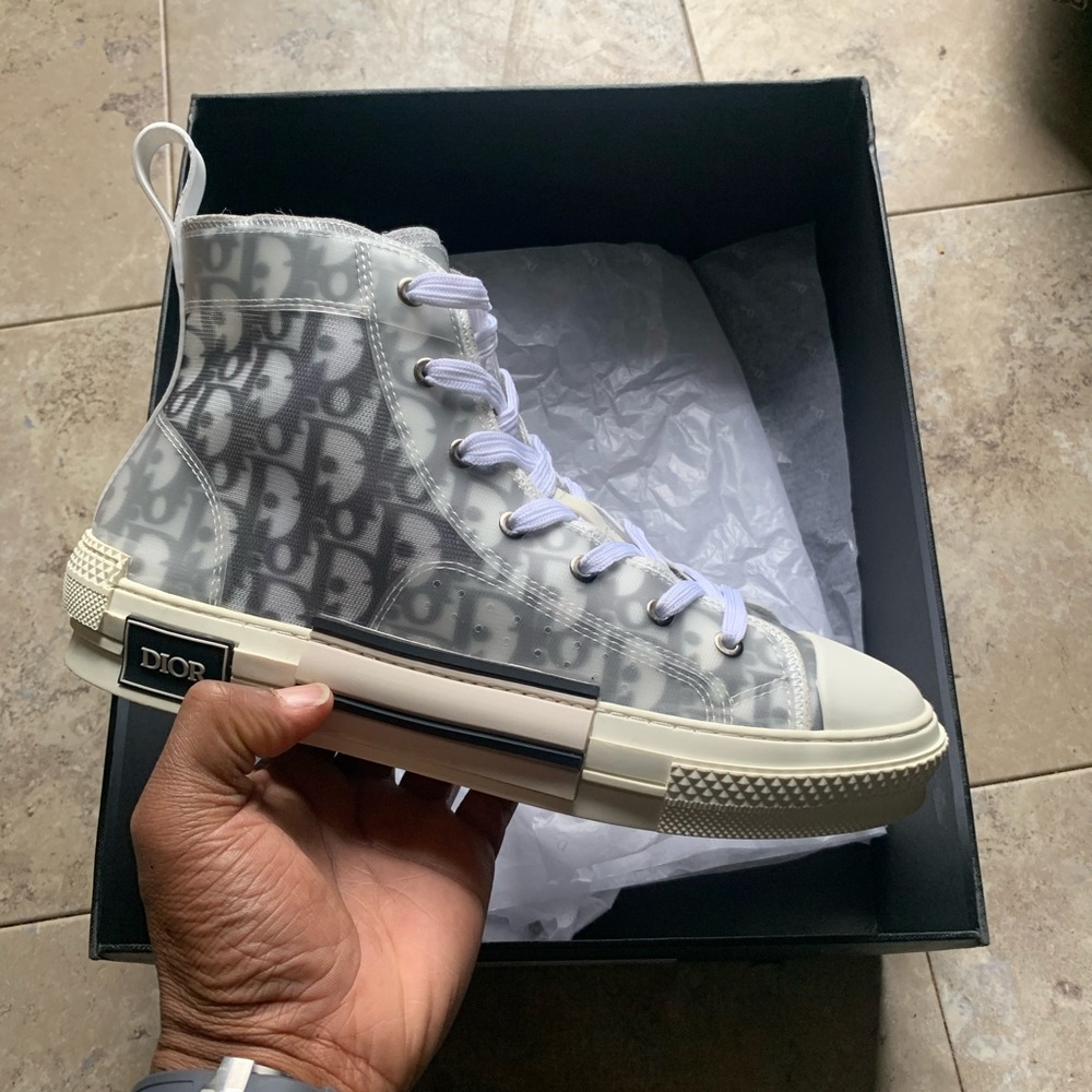 Christian Dior b23 sneaker hightop Authentic.